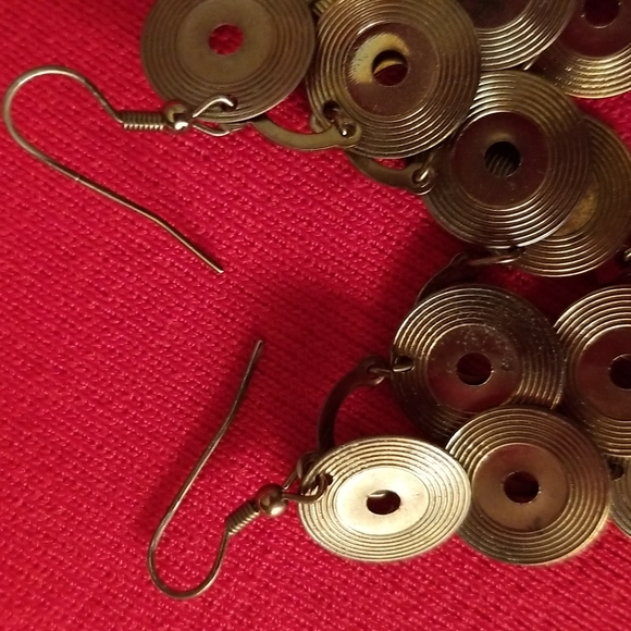 Cascading Disc Earrings - Picture 3 of 8